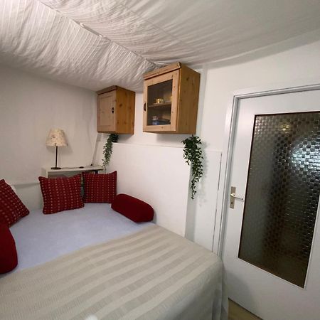 Fiala Home Ноймюнстер Экстерьер фото
