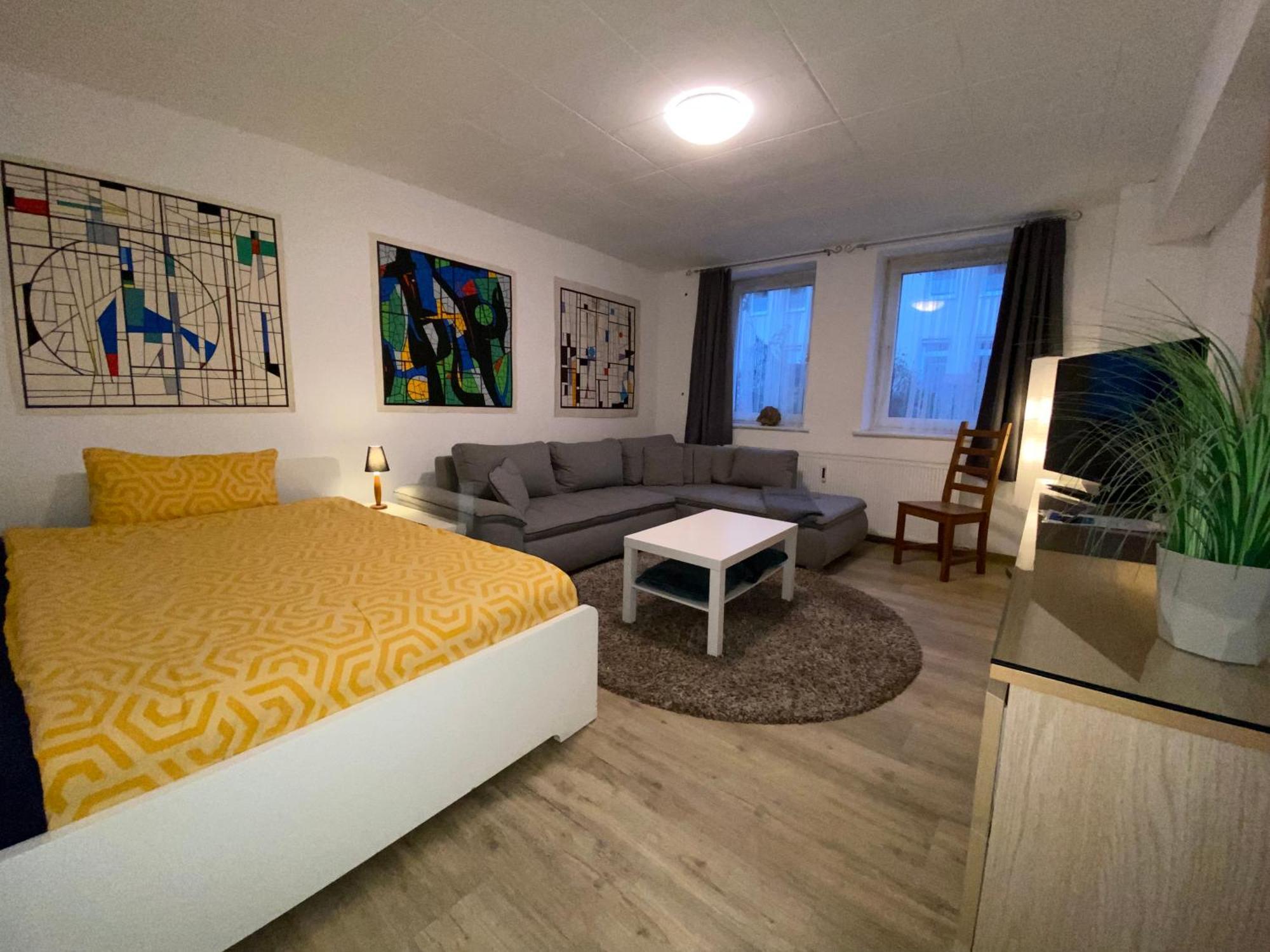 Fiala Home Ноймюнстер Экстерьер фото